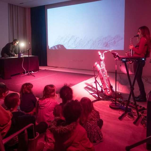 La culture au grand jour – Nina