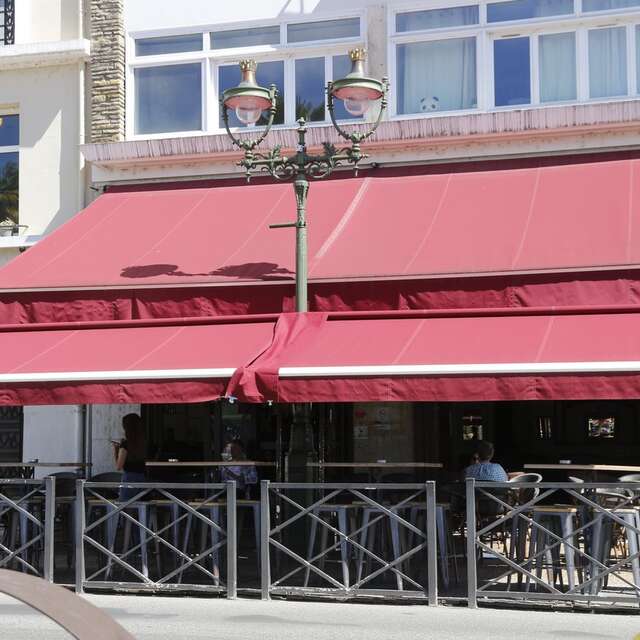Le Café Russe