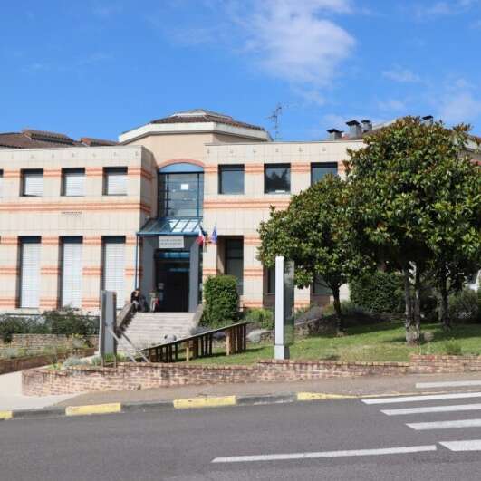 Bibliothèque Municipale Robert Margerit d'Isle