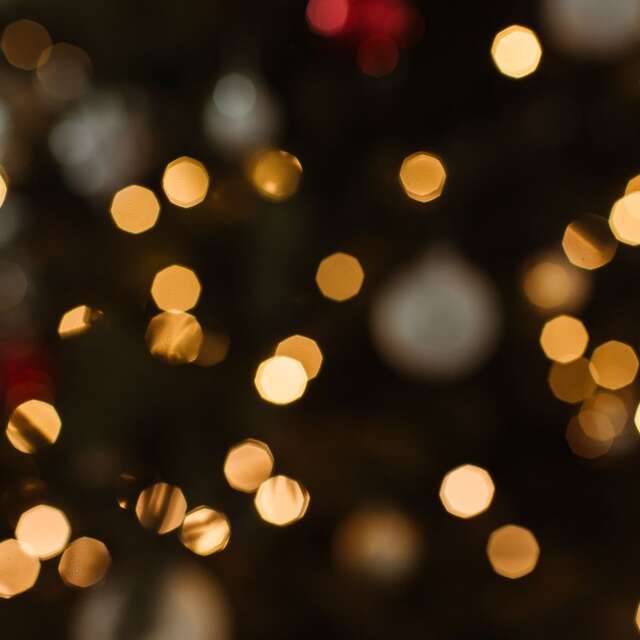 Défilé de tracteurs lumineux