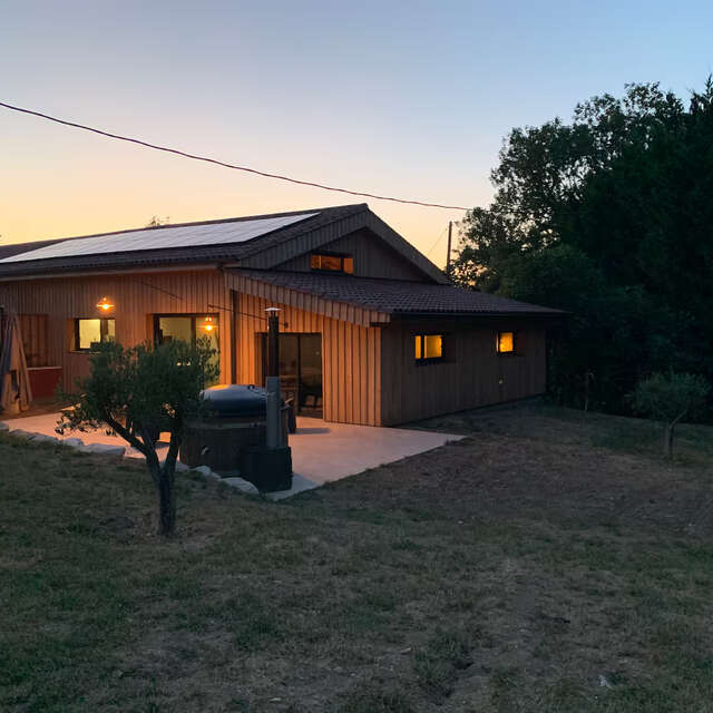 Gîtes Barns de la Truffière : Loft Côté Grange