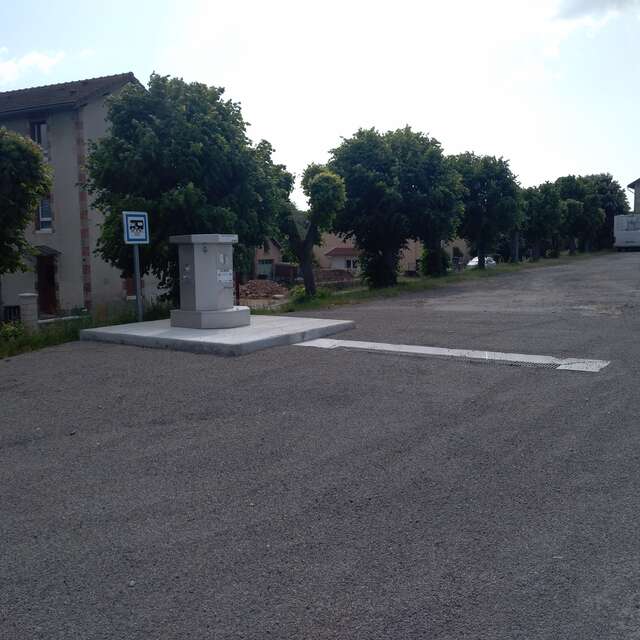 Aire de camping-car de Saint-Victurnien