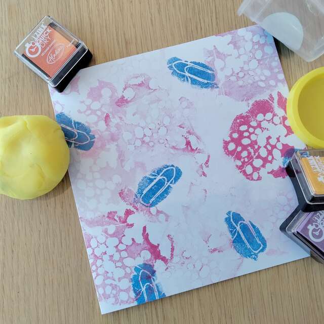 Atelier créatif - Carte à modeler