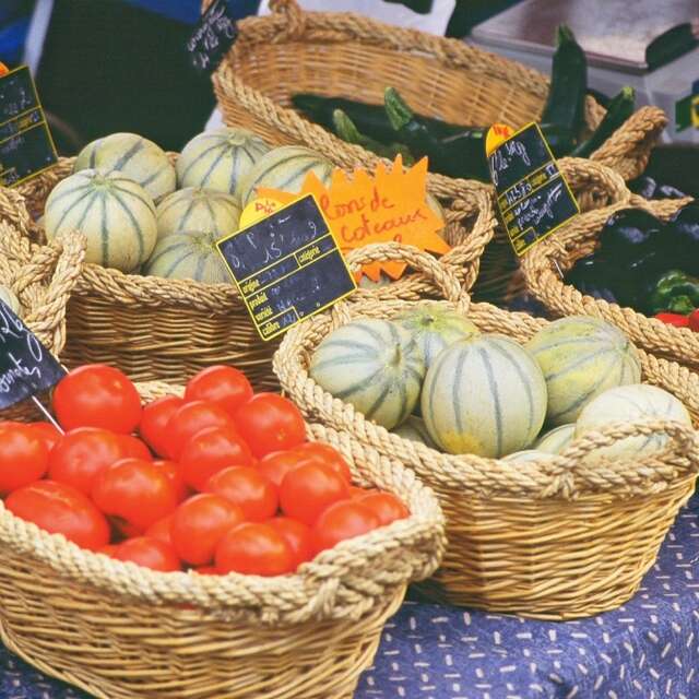 Marché de Laroque Timbaut