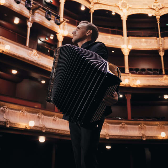 Félicien Brut et l'Orchestre Universitaire