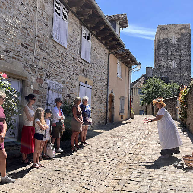 Cité médiévale de Saint-Yrieix : visite guidée et contes