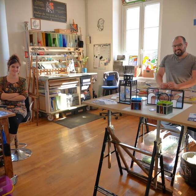 Ici, nos savoir-faire - visite de l'atelier de la lumière au vitrail