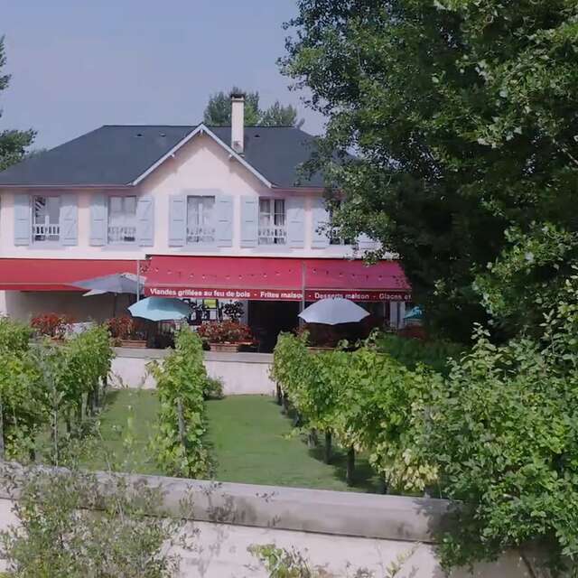 À La Maison