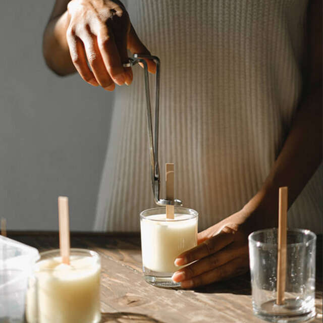 Atelier de création d'une bougie parfumée avec la Maison Marie Gatard