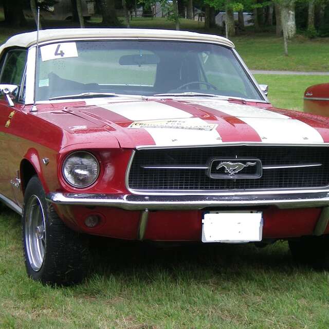 Balade "Vassivière en véhicules anciens"