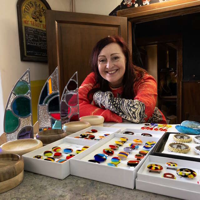 Atelier et exposition – Marion Sandner, artiste vitrailliste