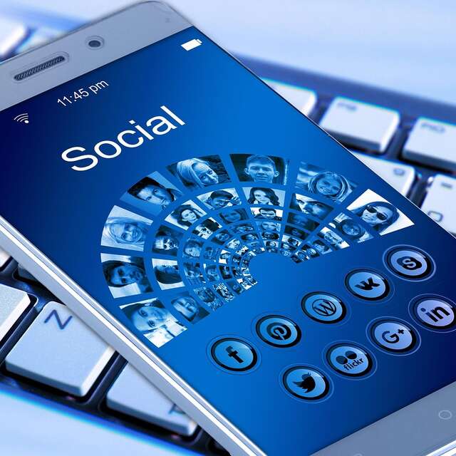 Matinées seniors : Communiquer : appels vidéo et messagerie