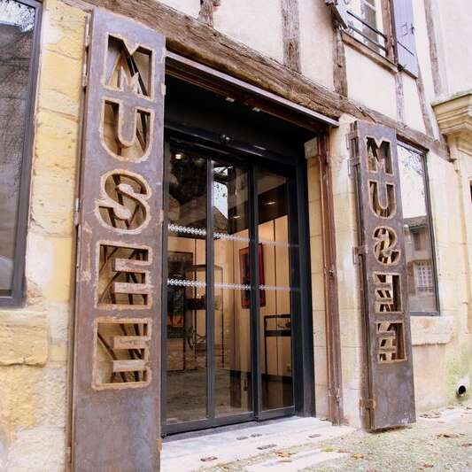 L'oeuvre du café : expo temporaire de Jean Luc Bichaud