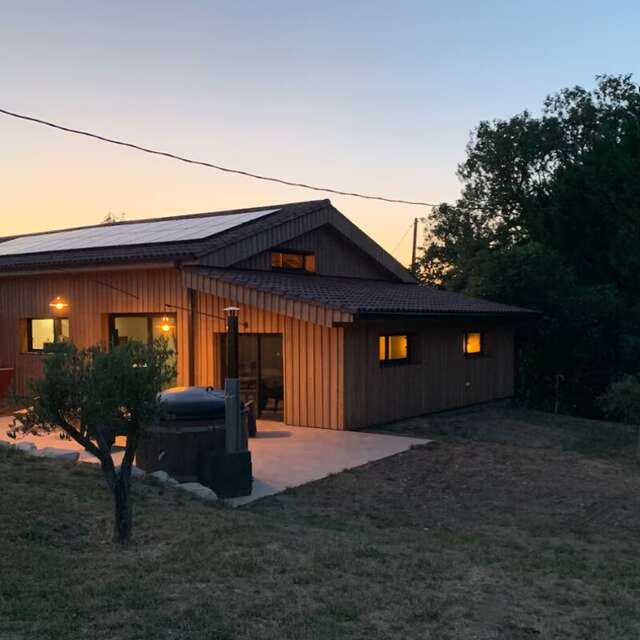 Gîtes Barns de la Truffière : Loft Côté Grange