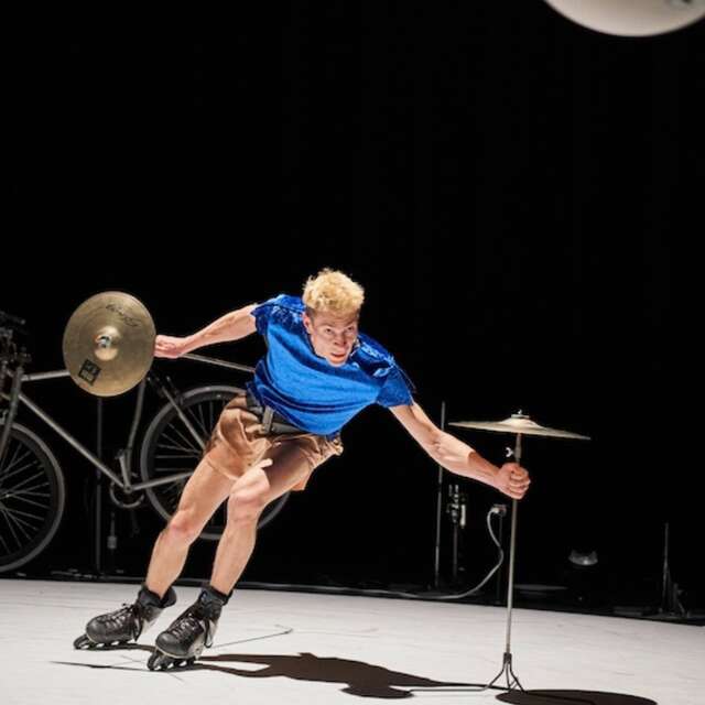 Spectacle - Ceramic Circus