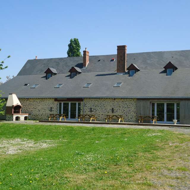 GÎTE DE GROUPE - LE VAL D'ERVE