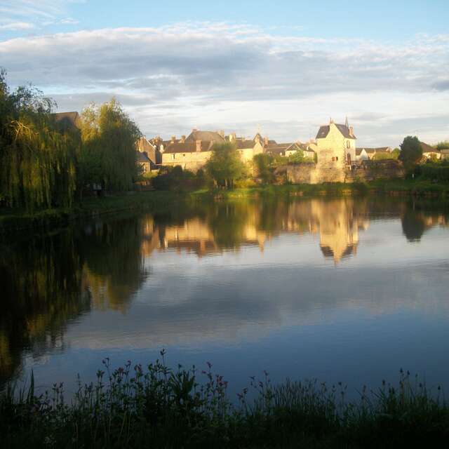 LASSAY-LES-CHÂTEAUX, PETITE CITÉ DE CARACTÈRE