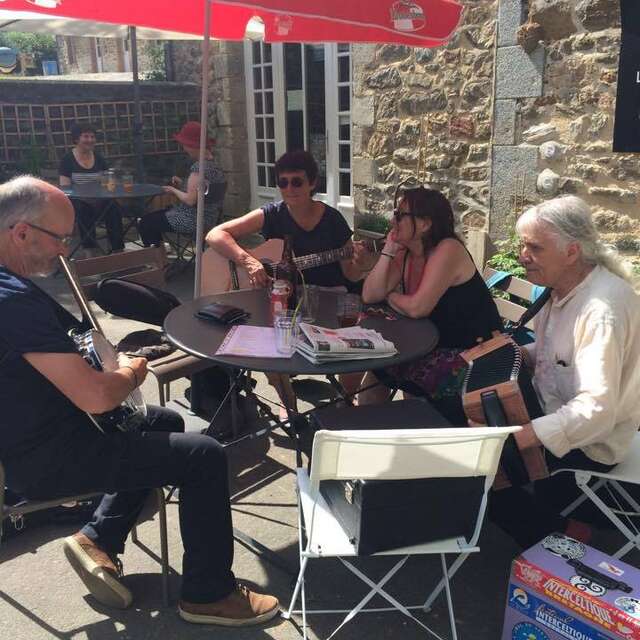 L'EPICERIE DE FONTAINE DANIEL