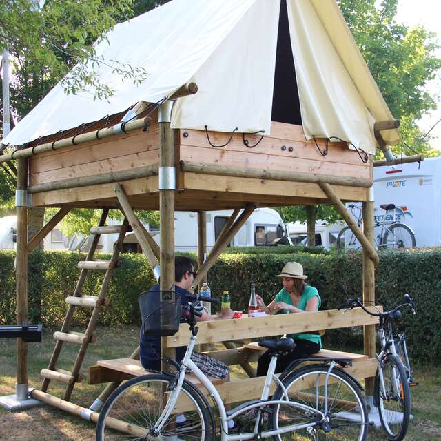 La tente bivouac de Saint-Jean-sur-Mayenne