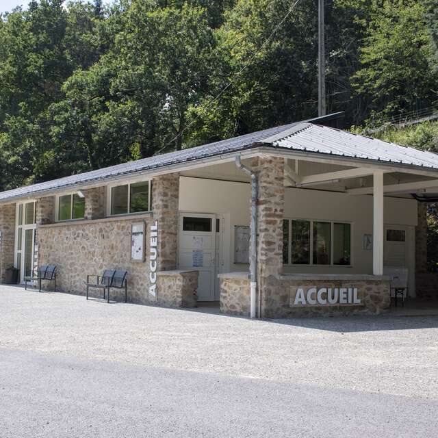 CAMPING INTERCOMMUNAL DU GUE SAINT-LEONARD