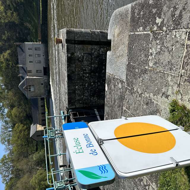 ÉCLUSE DE BONNE