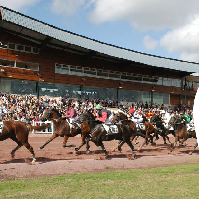 HIPPODROME DE LA LOIRE