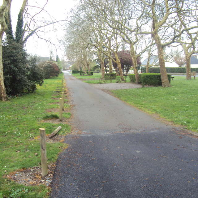 AIRE DE PIQUE-NIQUE_LE CHAMPOULAIN