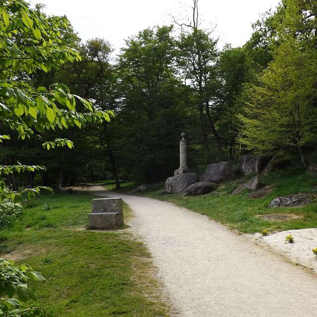 PROMENADE MUSÉE AU DOMAINE DÉPARTEMENTAL DE LA GARENNE LEMOT
