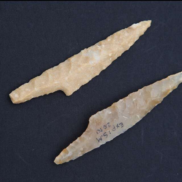 Les ateliers  enfants de la Maison du  Piage : "Atelier démonstration de taille de Silex et feu et visite du Musée"