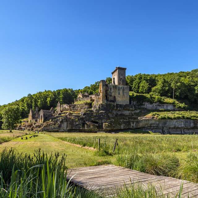 Château de Commarque, les mystères de la Forteresse oubliée.