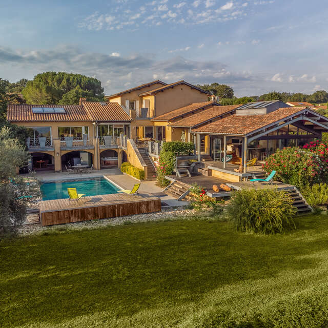 La Villa Bleue, Hammam, Piscine et Jacuzzi