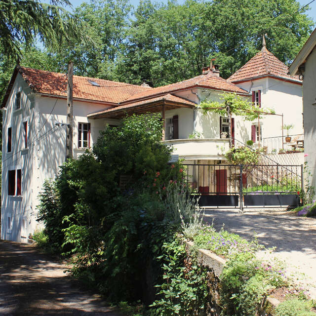 Castel Rouge