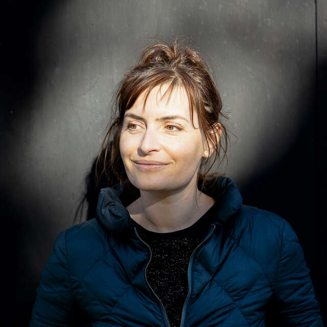 Festival du livre du Haut Quercy -"Trois générations, une colère" Rencontre avec Laurine Roux autour de Trois fois la colère, lu par Laura Guitteny