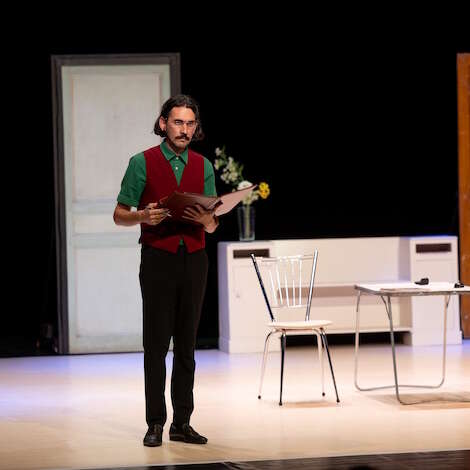 Festival de Théâtre de Figeac, lecture, cinéma, théâtre "ma république à moi", et "la puce à l'oreille", musique "Shamade swing Trio"