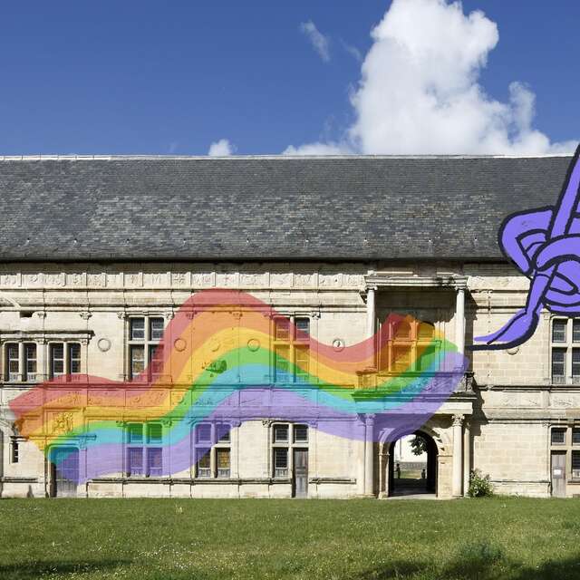 Château d'Assier : "pleins fards sur la façade"