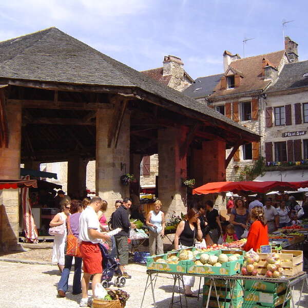 Marché à Martel