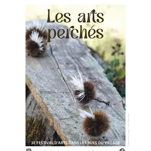 Festival "Les arts perchés" à Calvignac
