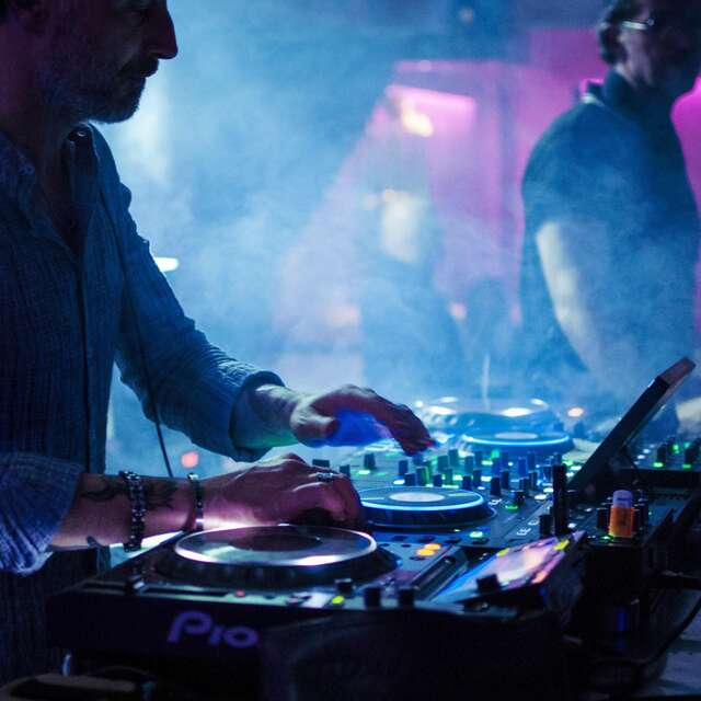 Soirée DJ à Monceaux-sur-Dordogne