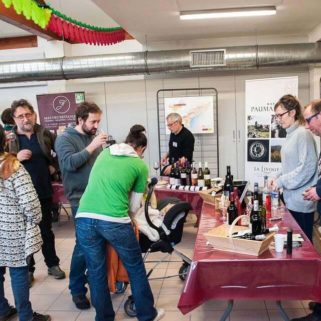 Marché aux vins à Rudelle