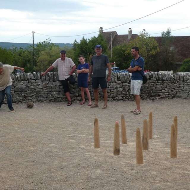 Initiation aux Jeux de Quilles Traditionnels Occitans