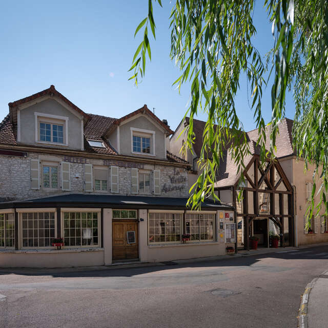 Hôtel Restaurant La Vieille Auberge