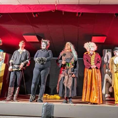 Soirée théâtre avec Les Santufayons à Uzech