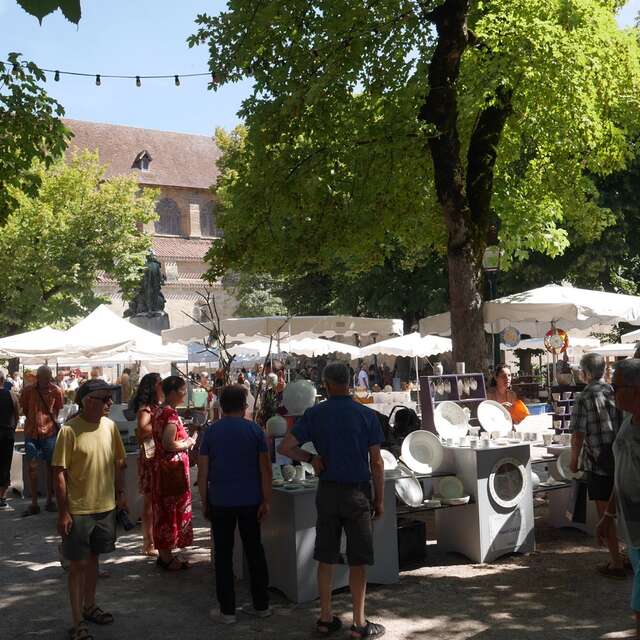 Marché des potiers à Figeac