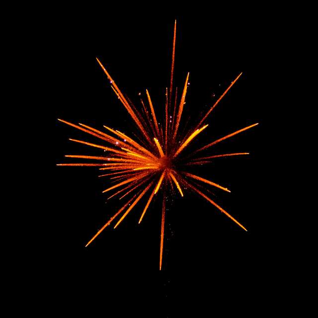 Feu d'artifice du Marché de Noël de Saint-Laurent-Les-Tours