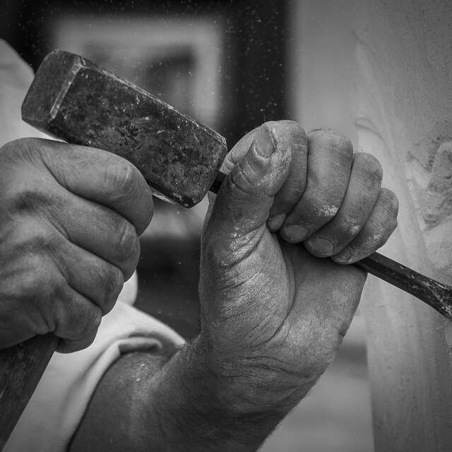 Stage de sculpture sur pierre ou sur bois avec Mathieu Perié