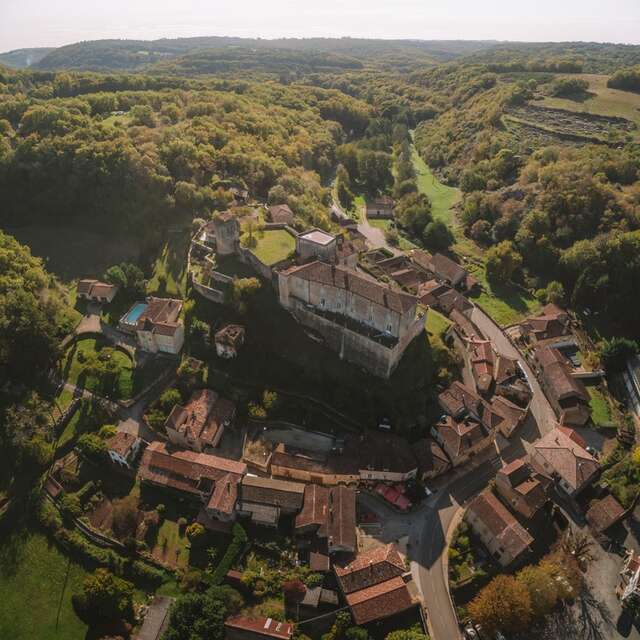 Château et bourg de Blanquefort-sur-Briolance