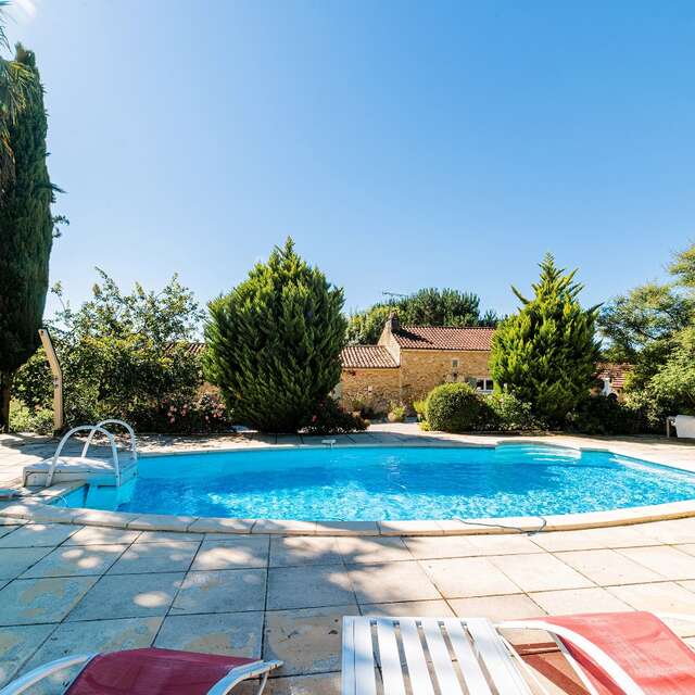 Gîte La Châtaigneraie du Cayroux