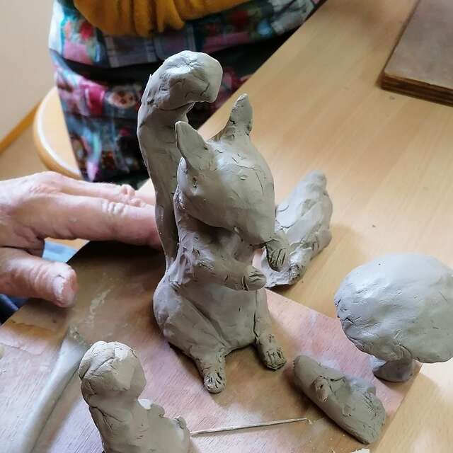 Atelier les mains dans la terre
