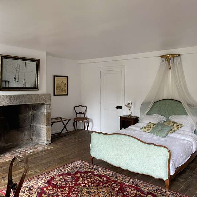 Chambre d'Hôtes > Château de Saint-Pois