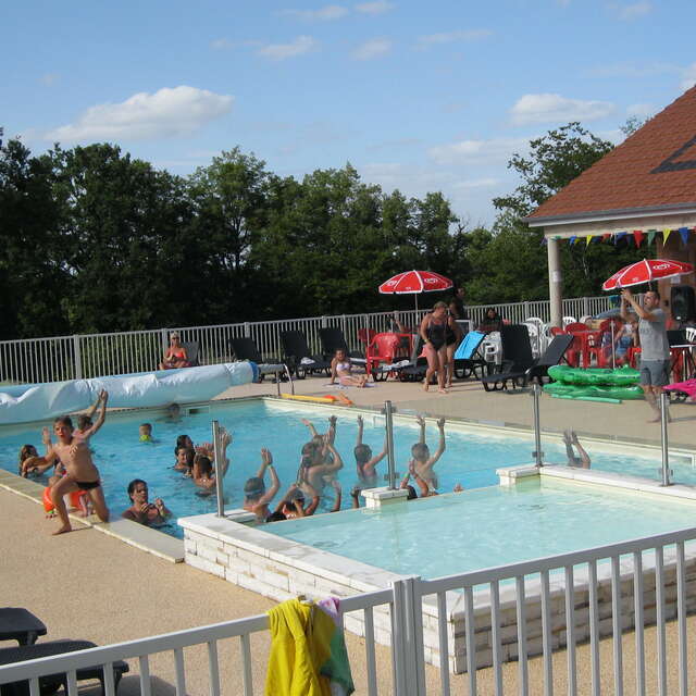 Camping de "La Forêt" - Location de Mobil-homes et Cottages